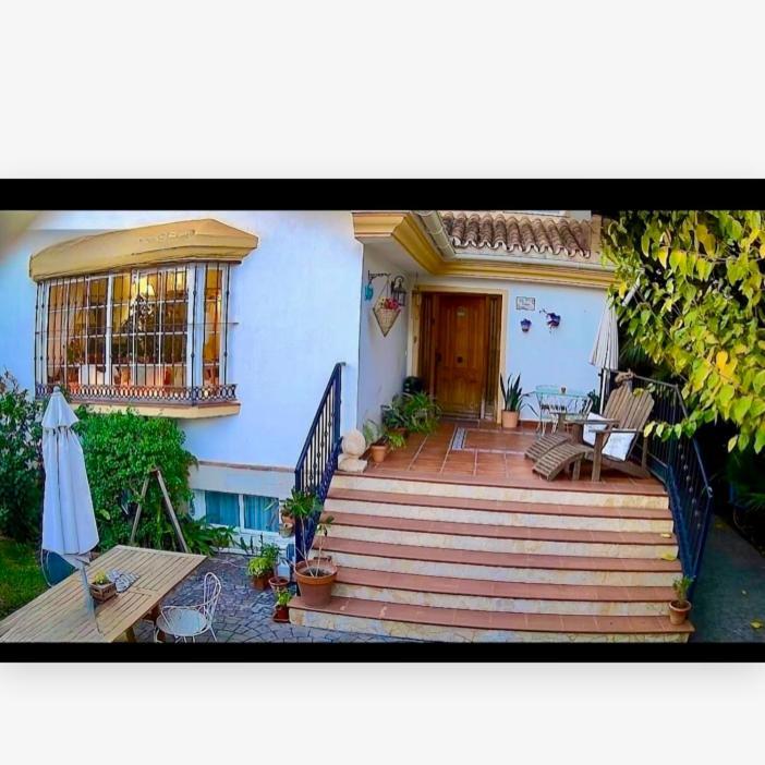 At Home In Malaga Stay & Solo Travellers Ринкон-де-ла-Викториа Экстерьер фото